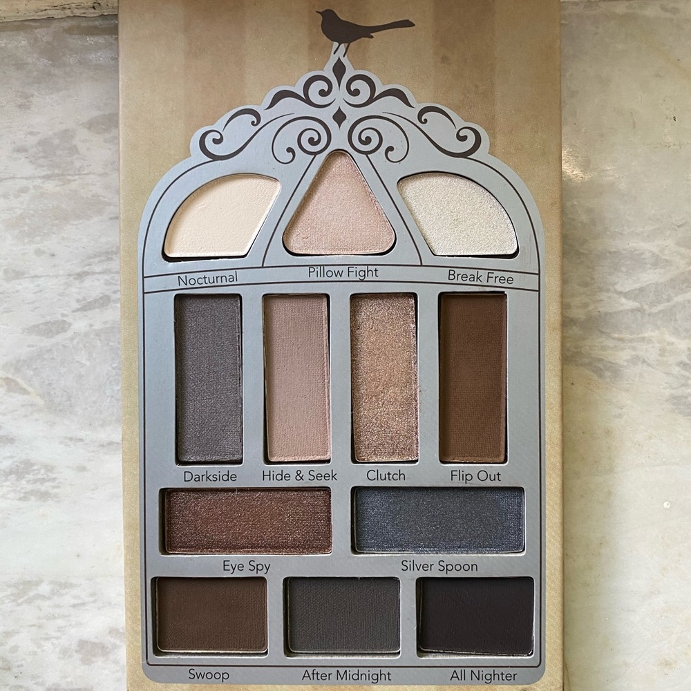 Pretty Vulgar Eyeshadow Palette - Neutral and Smoky Shades